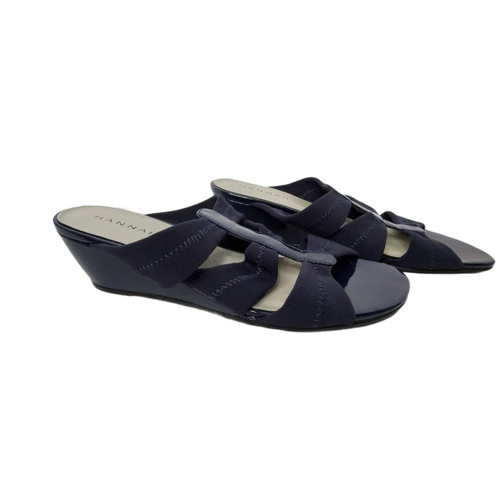 Womens Hannah "Feather 2" Wedge Fabric Sandals. Size 7M